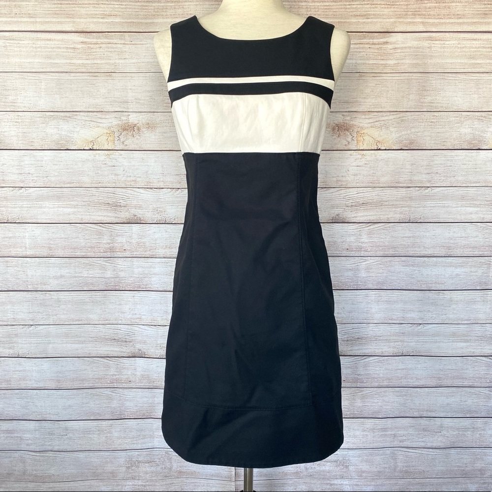 ⭐️ SOLD ⭐️ WHBM Perfect Form Sheath Dress 4 - Picture 1 of 5